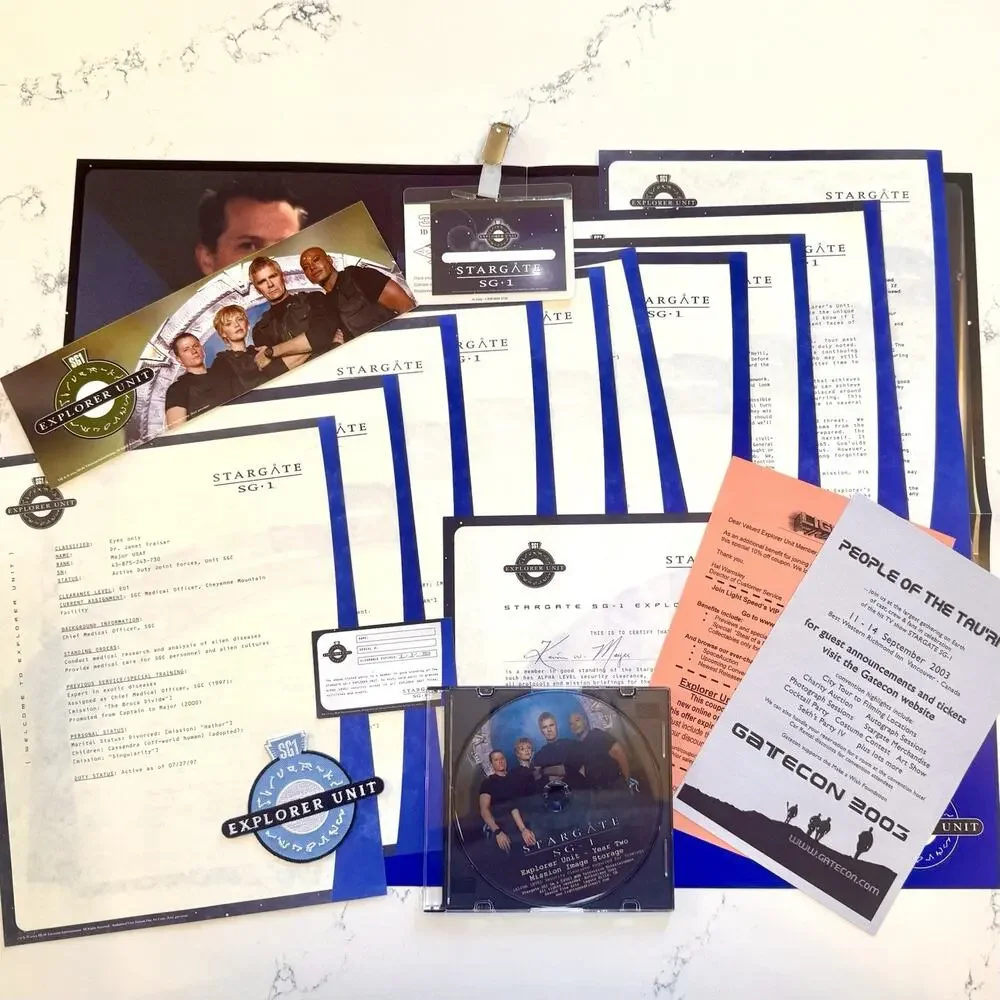 Stargate SG-1 Explorer Unit Field Pack 2003 CD-ROM Set Missing Pin & Keyring